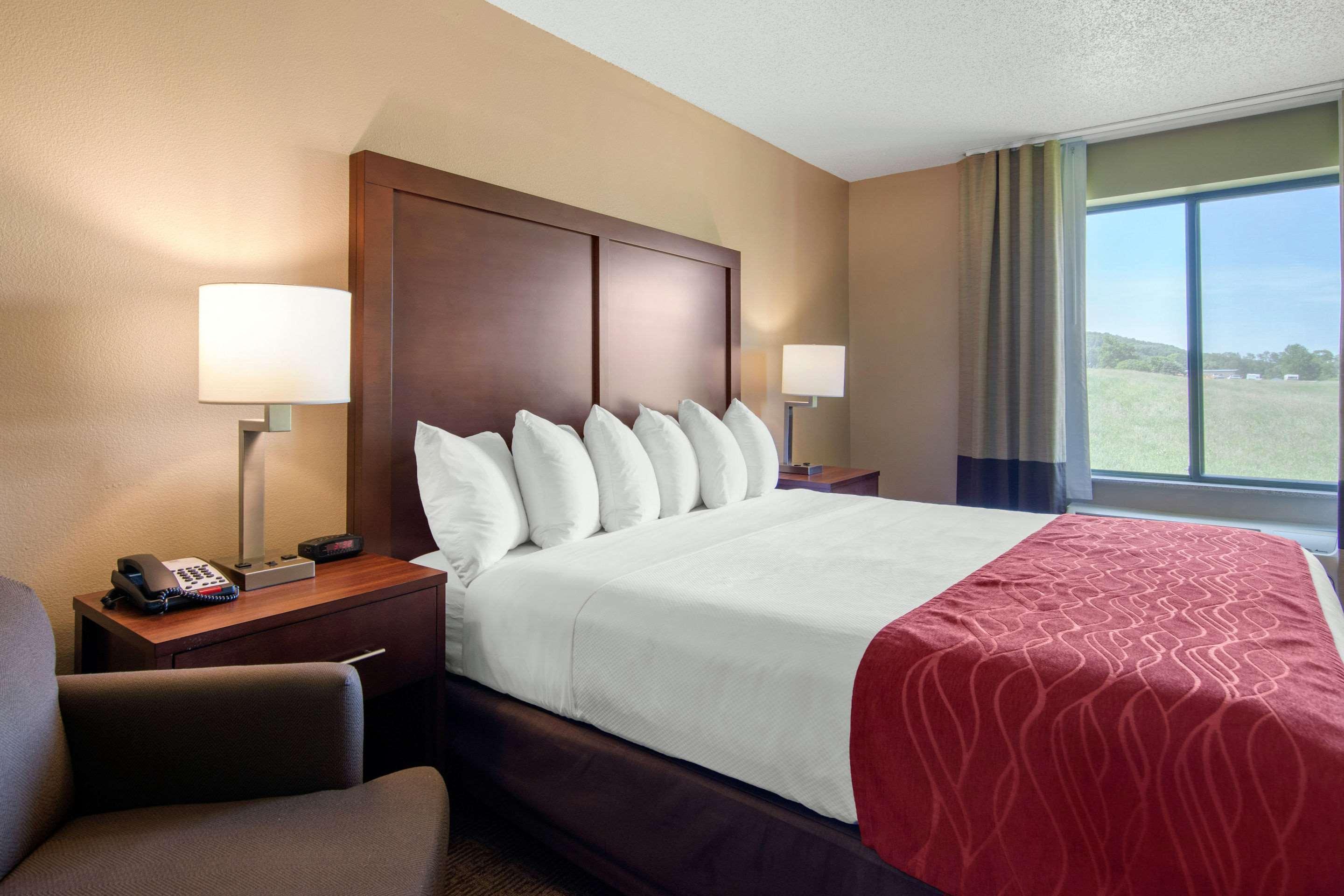 Comfort Inn & Suites Cooperstown - Milford Exterior foto